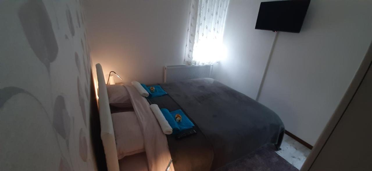 Koks Apartmans Subotica Exteriör bild